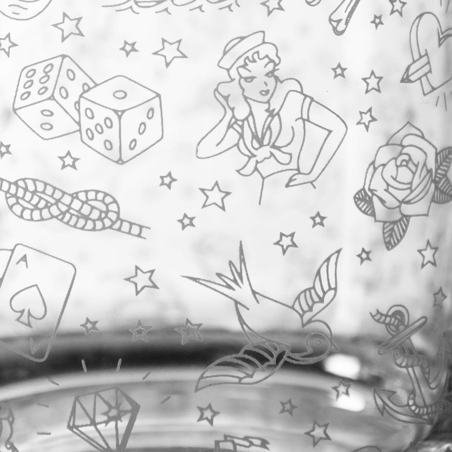 Tattoo Glass Cocktail Mixing Jug 60cl